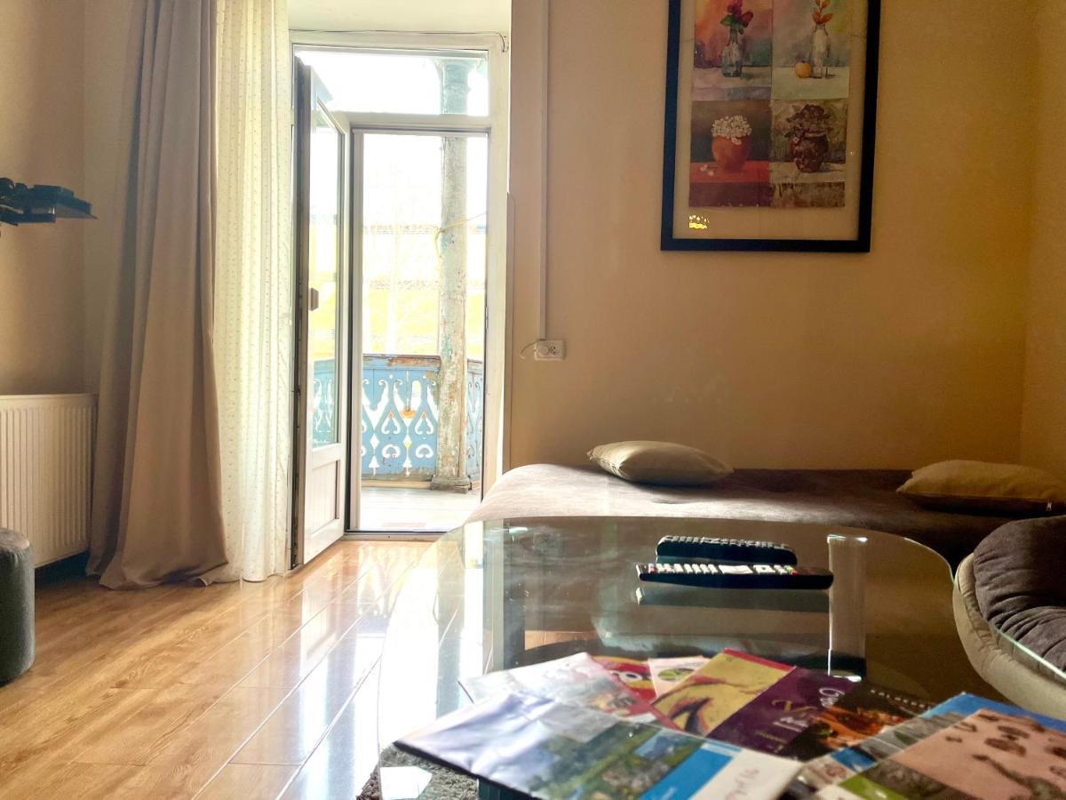 Apartment In Old Tbilisi Orbeliani Square Dış mekan fotoğraf