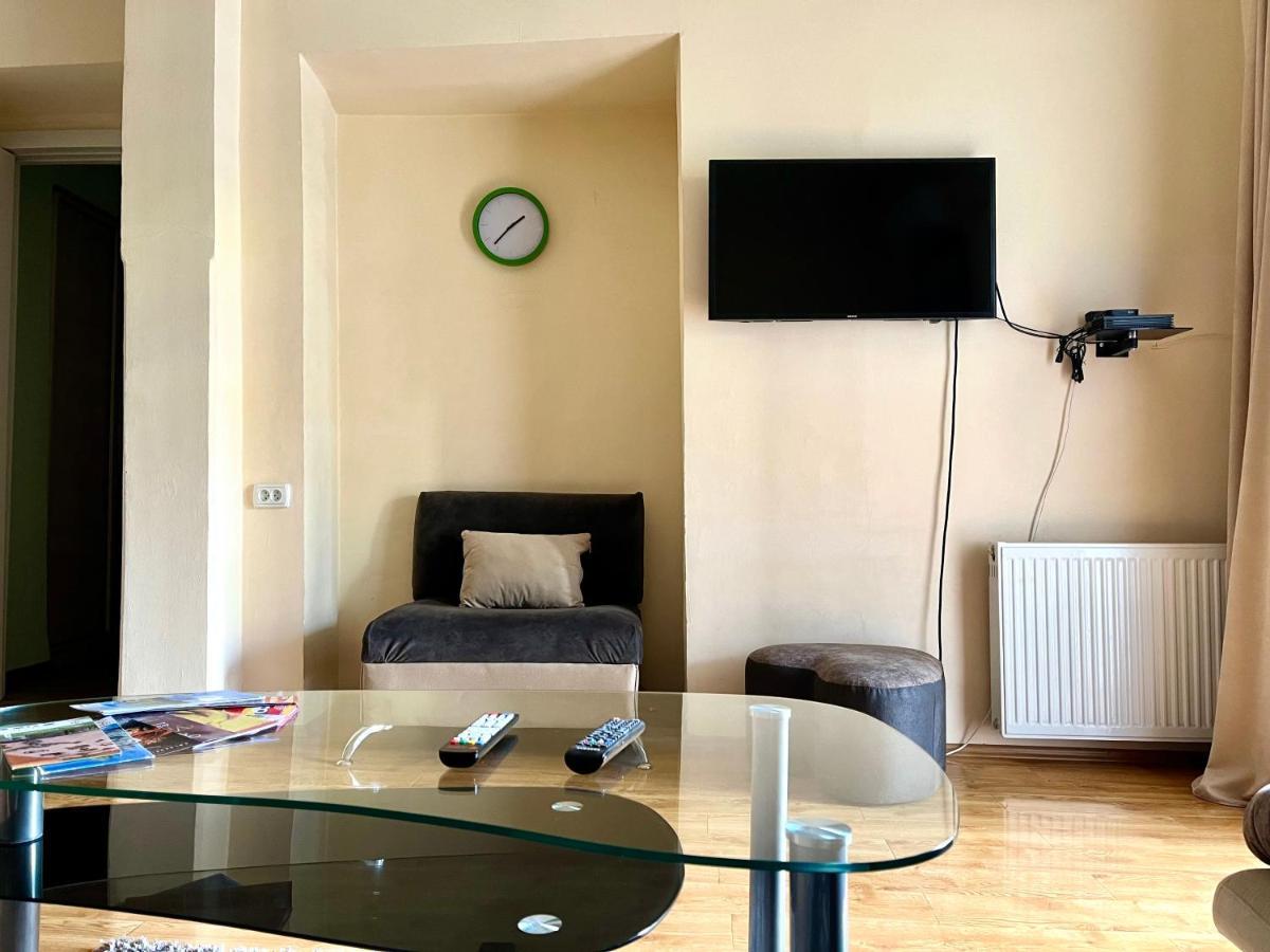 Apartment In Old Tbilisi Orbeliani Square Dış mekan fotoğraf